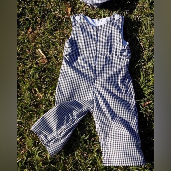 NWOT 6m Machine sewn Black/white Check Long all with matching newsboy hat. - Picture 6 of 6